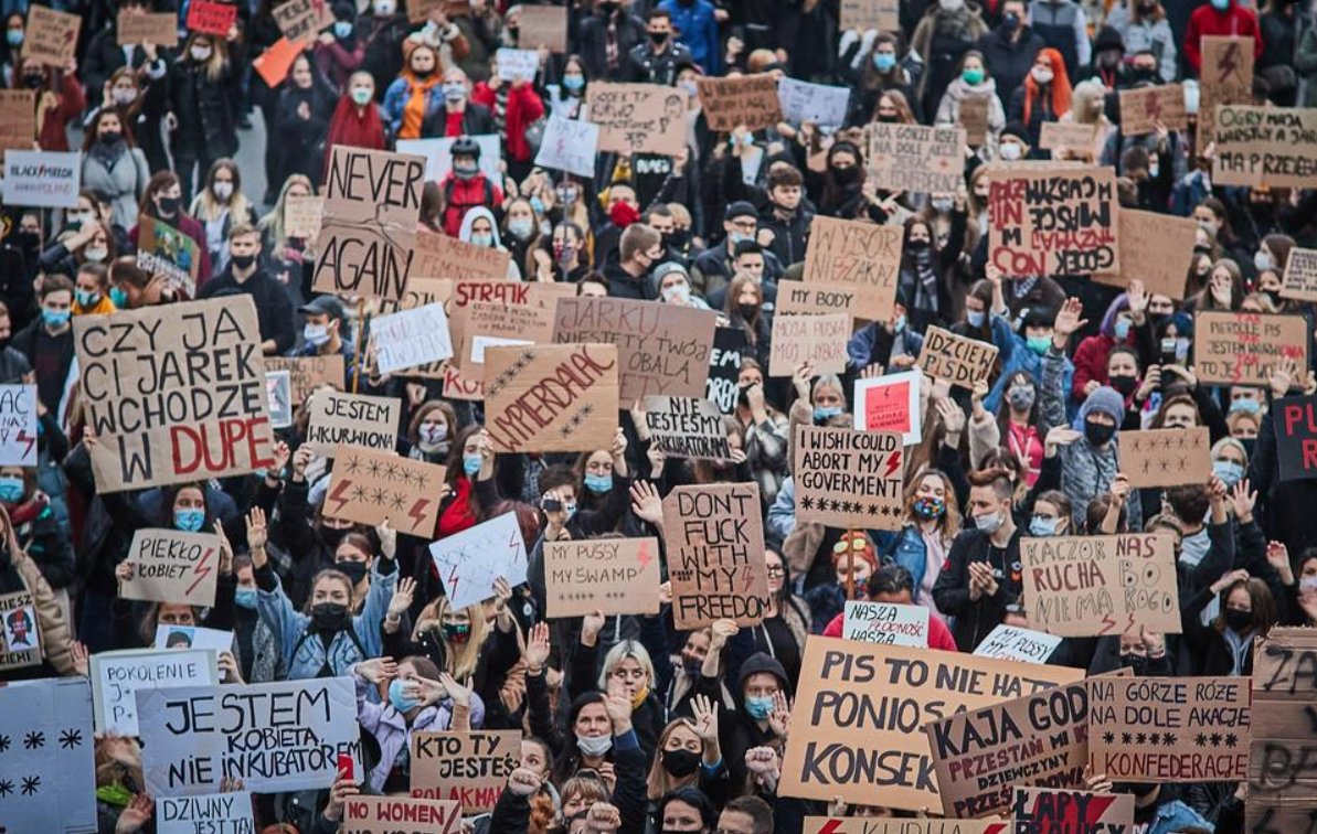 strajk kobiet wulgaryzmy